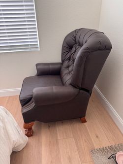 Leather recliner