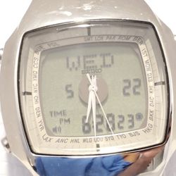 Vintage Seiko Men's Analog Digital Quartz Watch Five Jewels World Time Date Day