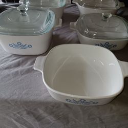 Set Of  Corning Ware Cassarole  Dishes(Vintage)