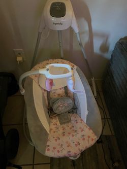 Perfect condition baby swing