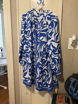 Gorgeous dress for ladies size medium