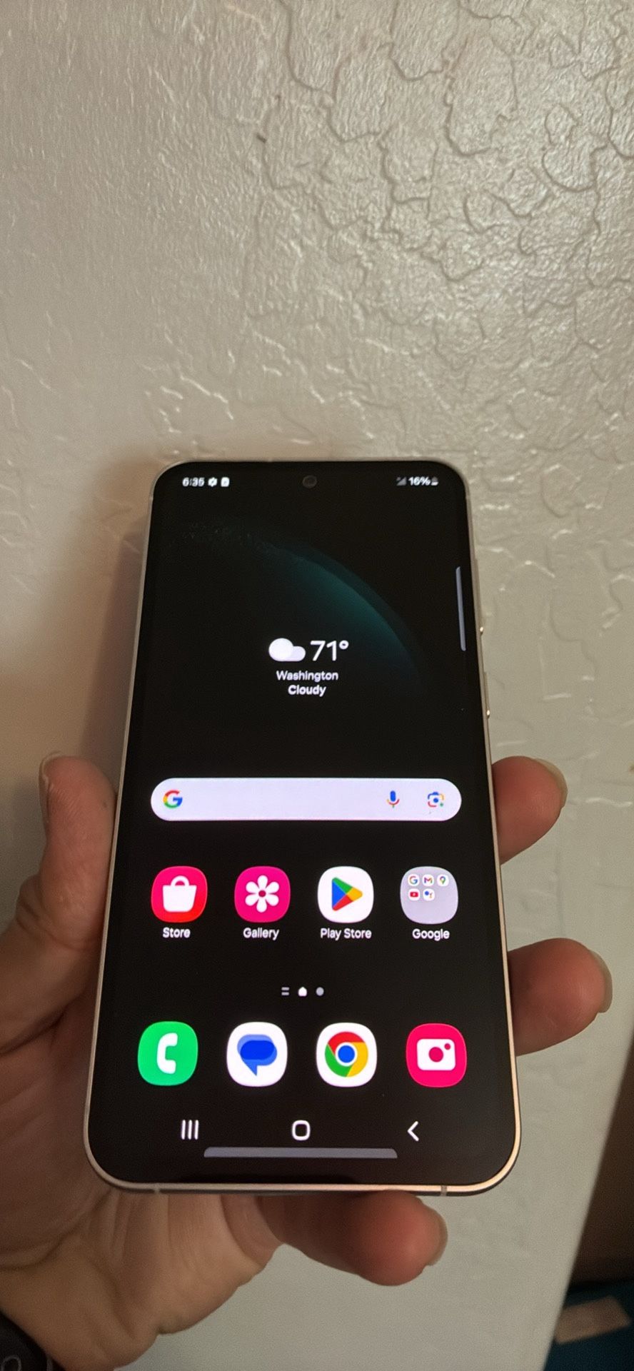 Samsung Galaxy S23 5g. Like New And Unlocked!