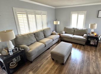 Couches - 4 pc
