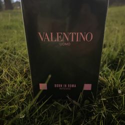 Valentino intense