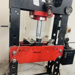 Heavy duty hydraulic shop press