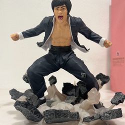 Bruce Lee collectibles
