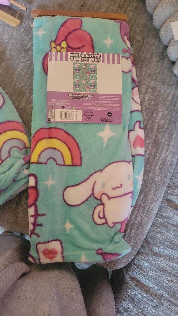 Hello Kitty & Friends
