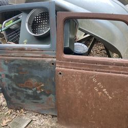 1941 Plymouth Doors