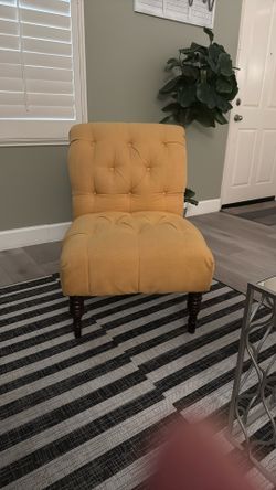 Accent Chairs