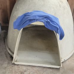 Dog House 