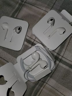 Iphone earpods, Samsung AKG