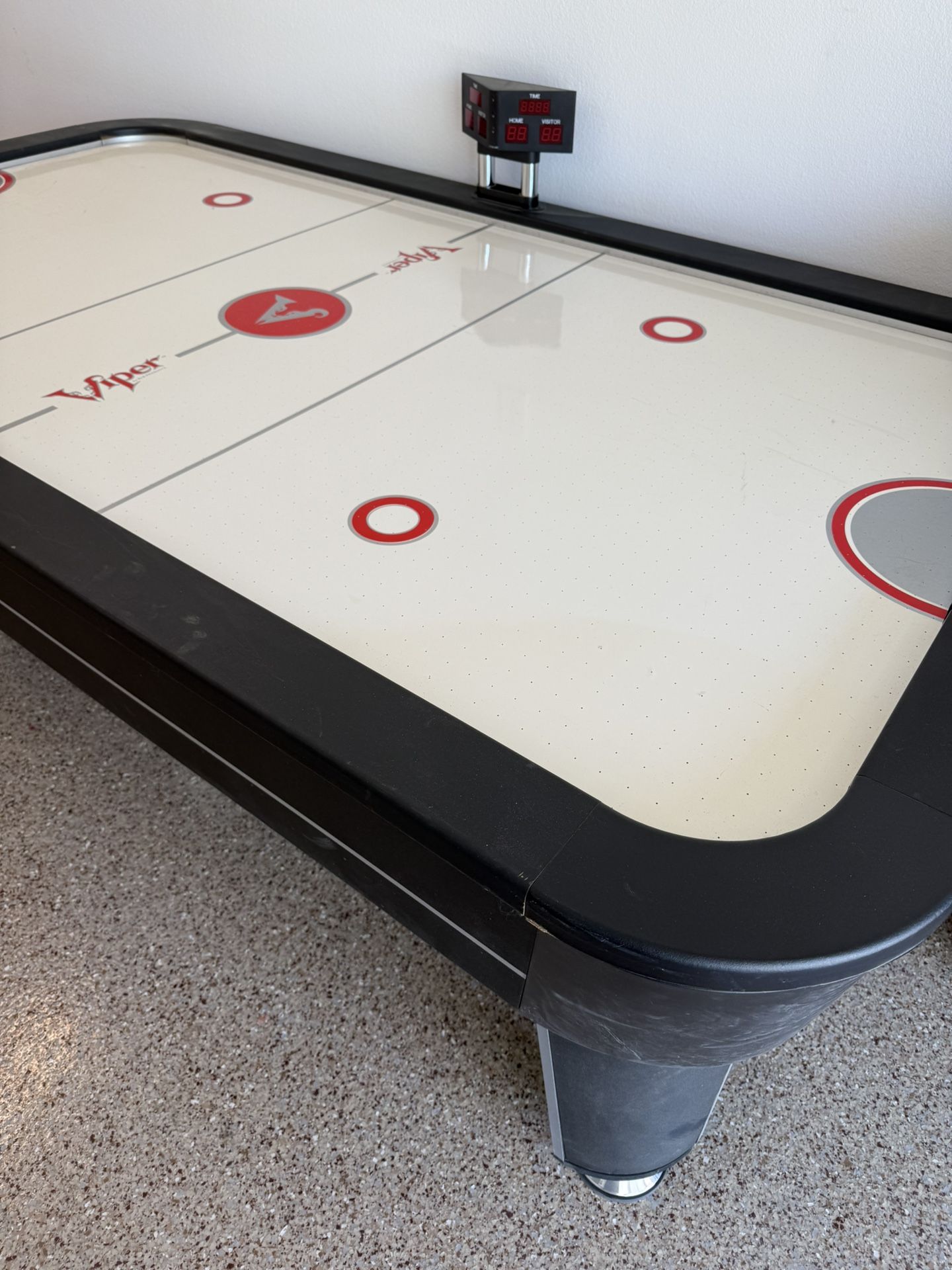 Air Hockey Table