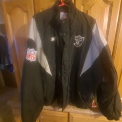 Vintage Oakland Raiders Puffer Jacket Mens