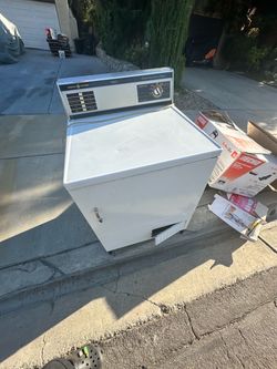 General Electric Vintage Clothes Dryer