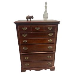 Vintage Solid Wood 5 Drawer Dresser