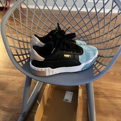 Cali Remix Pumas - Size 6