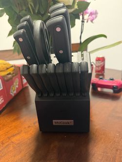 McCook Knife Set with Block