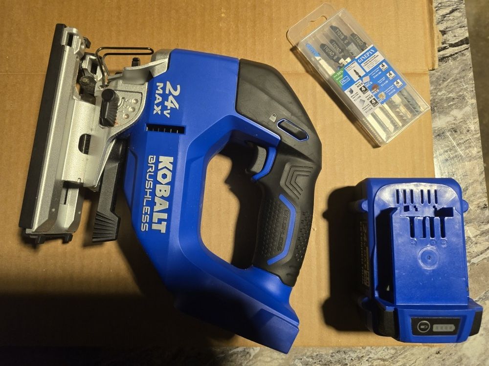Kobalt Brushless Jigsaw w/ Blades & Battery