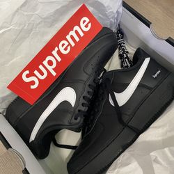 Supreme x AF1 - Size 9M