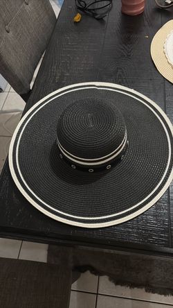 Woman hat for the beach