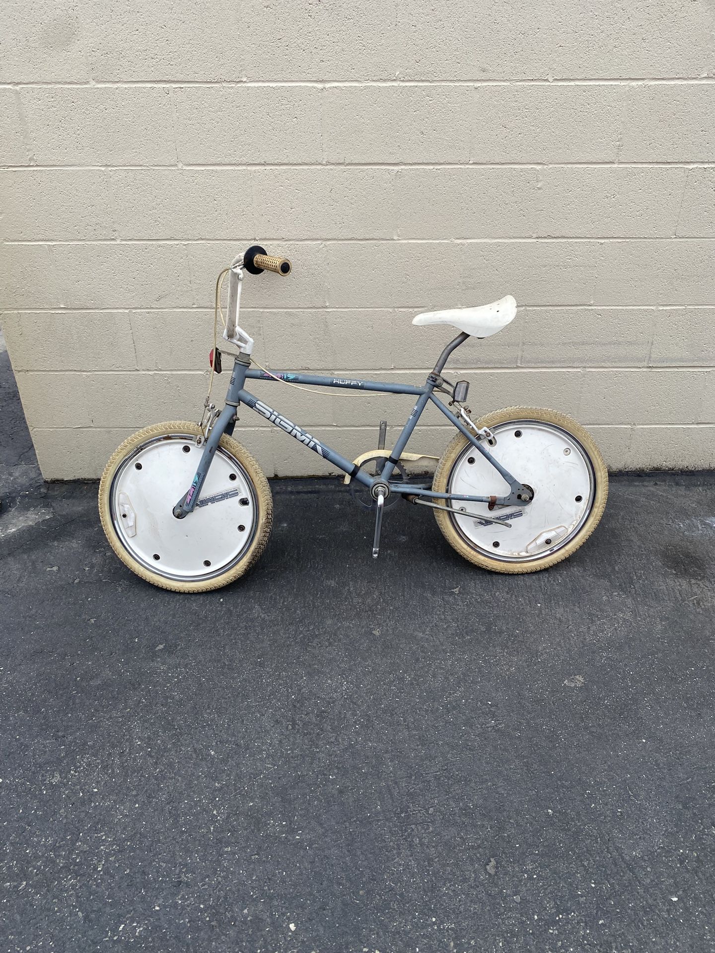 1986 Huffy Sigma BMX Bike
