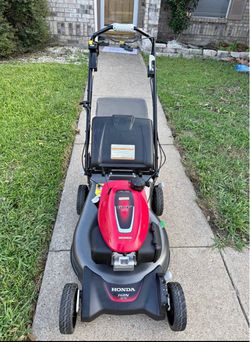 Honda Sefl propelled Lawn Mower HRN216 VYA ROTO Stop Blade