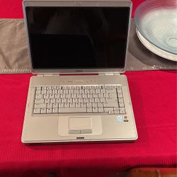 COMPAQ Presario Laptop
