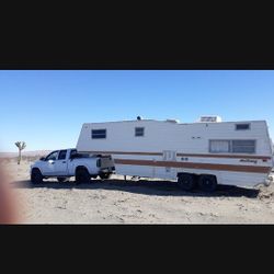Fifth Wheel Moving Trailer