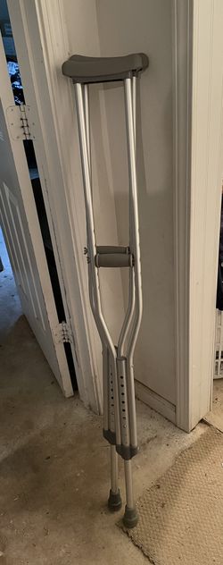 Crutches 