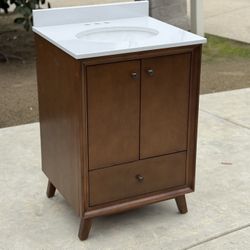24” Wood Grain Bathroom Vanity