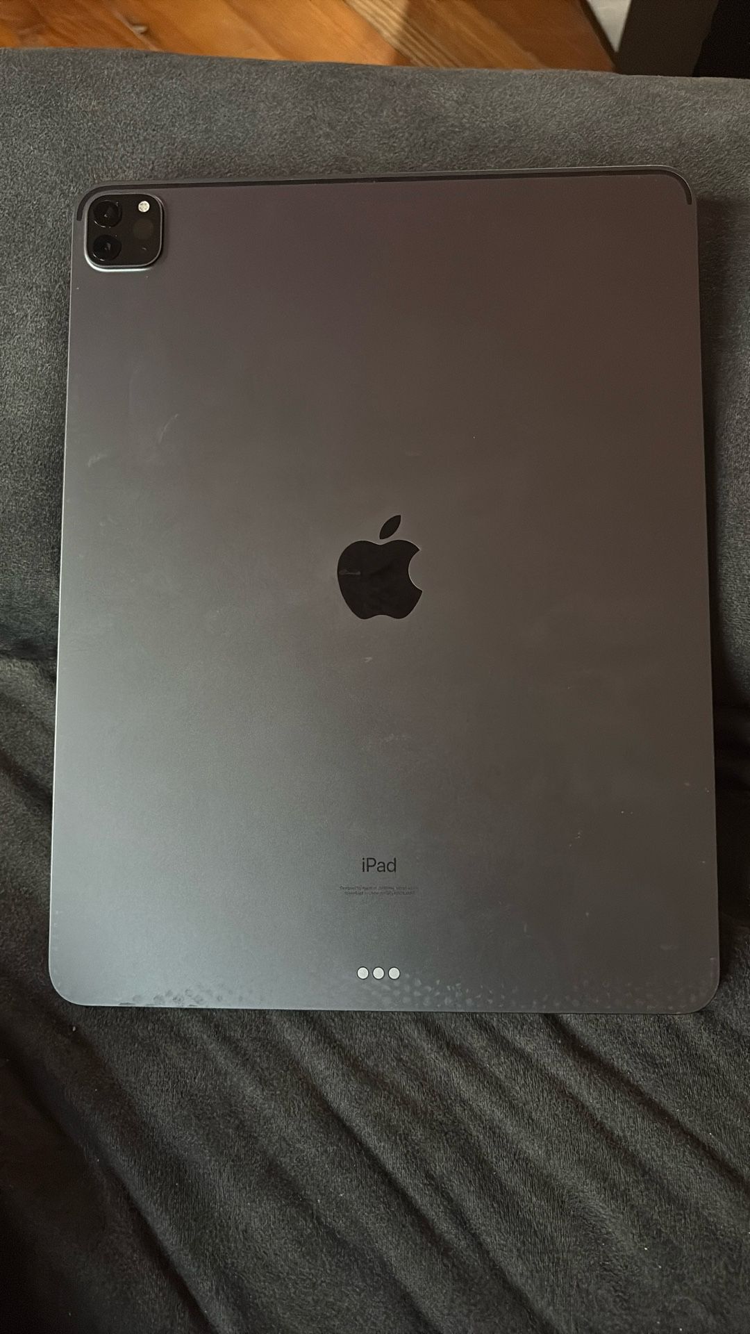 Unlocked Apple iPad Pro 12.9inch 5th Generation