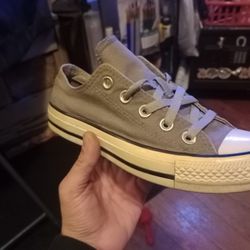 Converse Size 6 Women's 