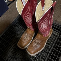 Men’s Boots 11d 