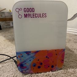 Good Molecules Skincare Mini Fridge – Portable Beauty Fridge for Serums & Masks