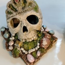 Aquarium Skull Tiara Treasure Ornament Top Fin