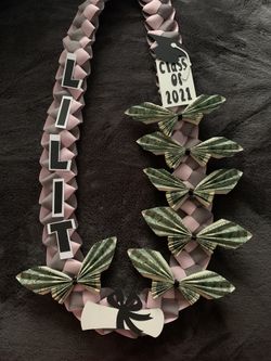 Graduation Lei 2022