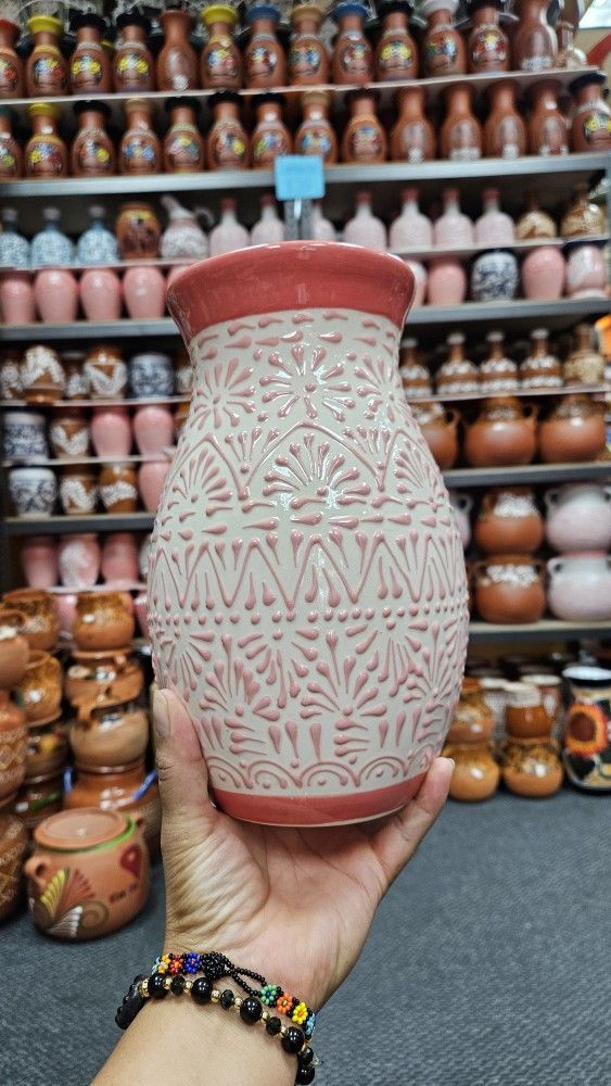 Talavera Flowers Vase π Talavera & Clay Pottery Store 12031 Firestone Blvd Norwalk Ca 90650 ( Price Vary) Instagram @casaxartesanal