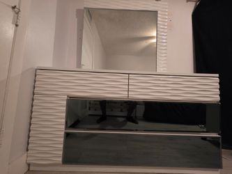Bedroom Dresser