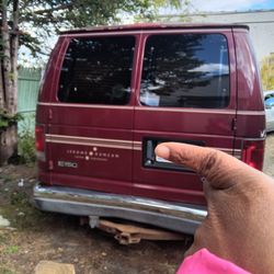 2003 Ford Econoline