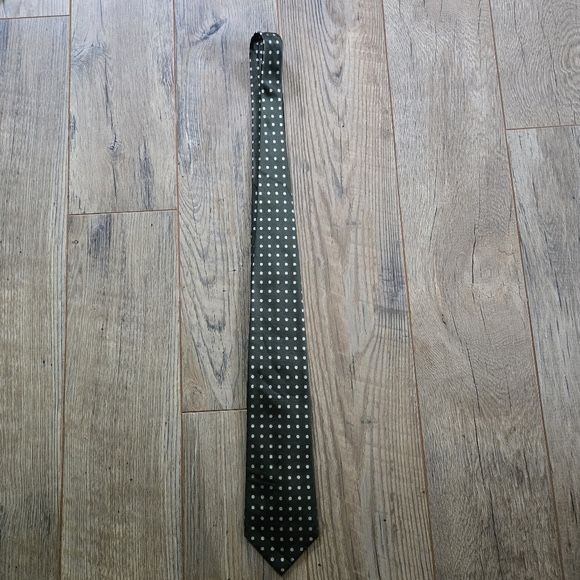 Banana Republic Green and White Poka Dot Tie