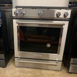 Gas Rage Kitche Aid./ Estufa De GAS 