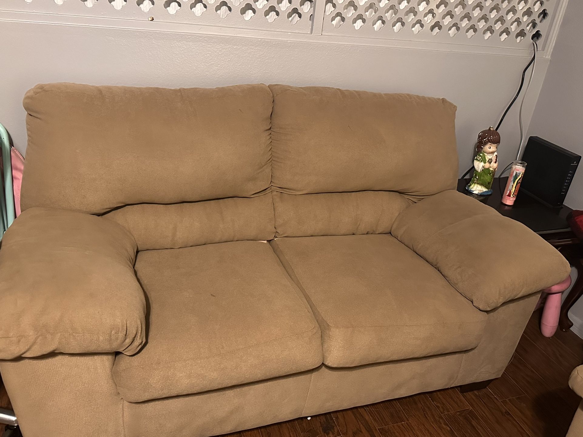 Free Sofas 