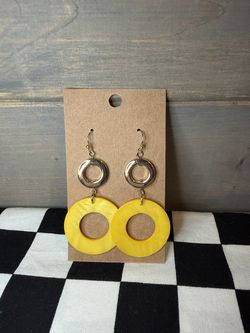 Yellow Shell Disk Earrings