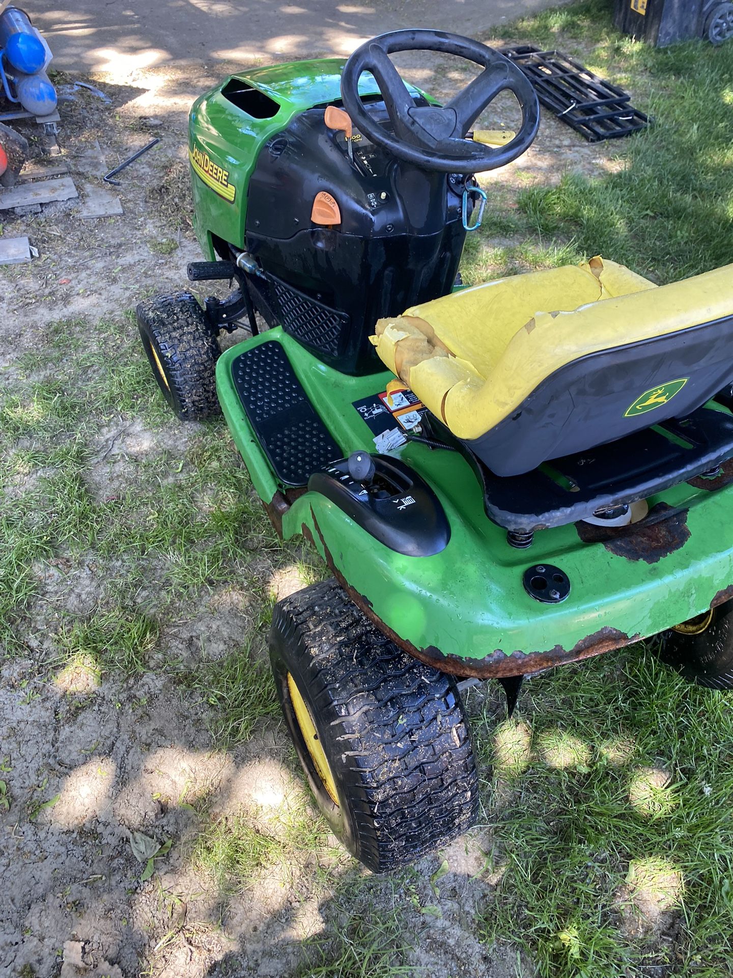John Deere L110 5speed Project Mower for Sale in Snohomish, WA OfferUp