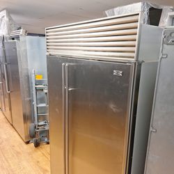 Sub-zero Refrigerator And Freezer Side By Side 48" Inch
