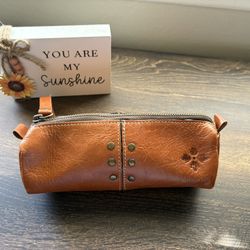 Patricia Nash Brown Leather Cosmetic Round Bag