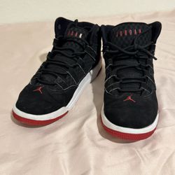 Nike Boys Air Jordan Max Aura   Sz 2.5Y