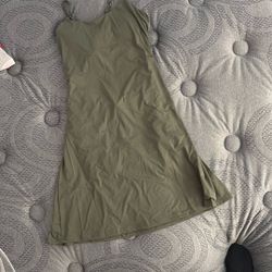 GEEN SLIP DRESS 🍸