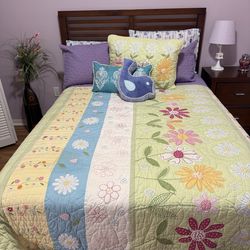 Full Size Bed Set – Mattress, Base & Nightstand – $200