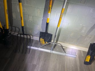 Dewalt Yard Tools All BRAND NEW, 🆕 2 Post Hole Diggers,Landscape Rake 36”,10x10 Tamper,Pitch Fork,Round Short-Digger and Trench Shovels Razorback Pos